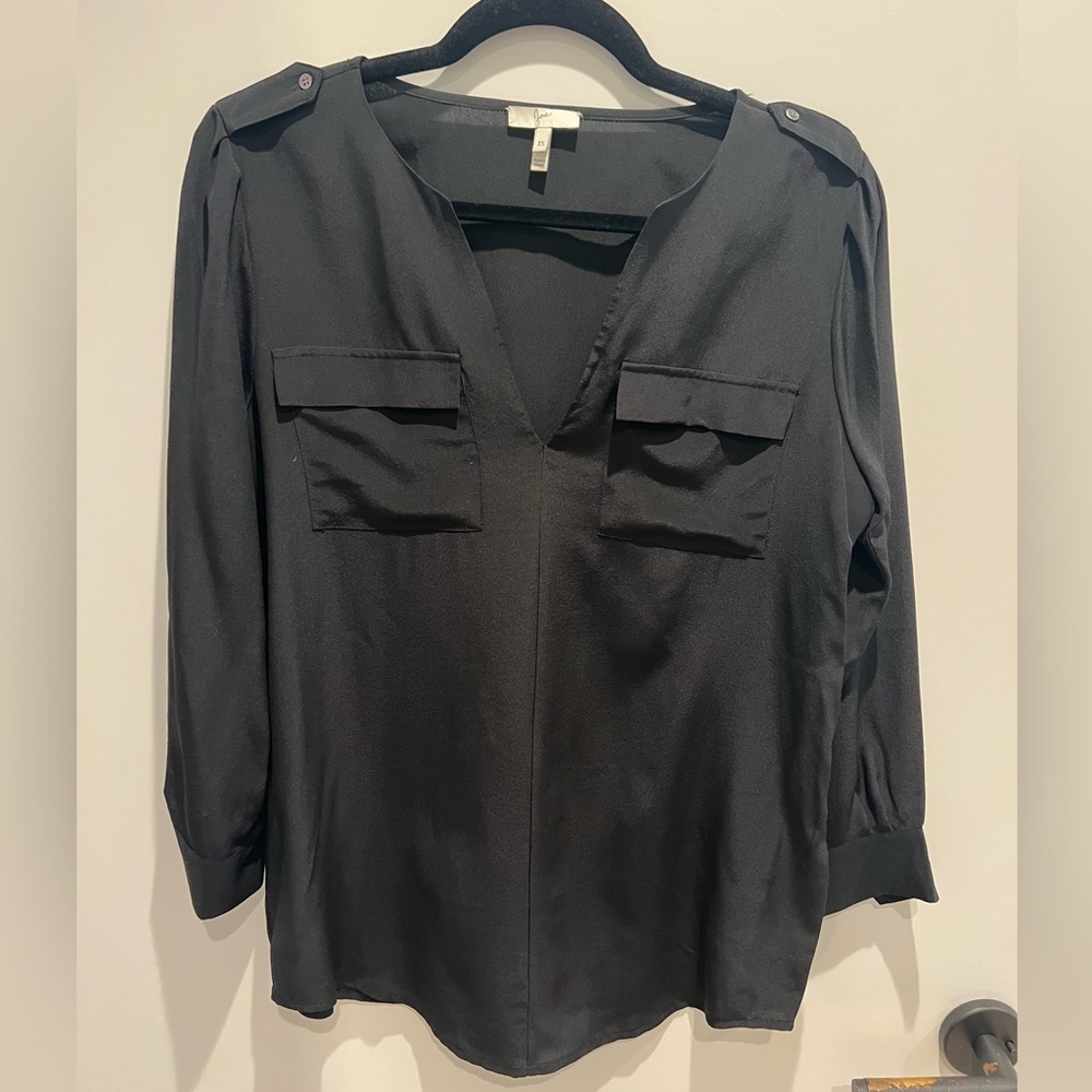 Joie black blouse. 100% silk.